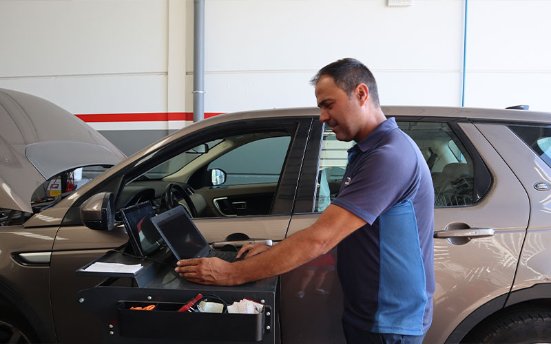 Francisco Javier imbroda rueda taller de autos en la cala de mijas